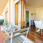 Harmony Retreat - With Terrace And Wi-fi Appartement