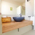 Harmony Retreat - With Terrace And Wi-fi *